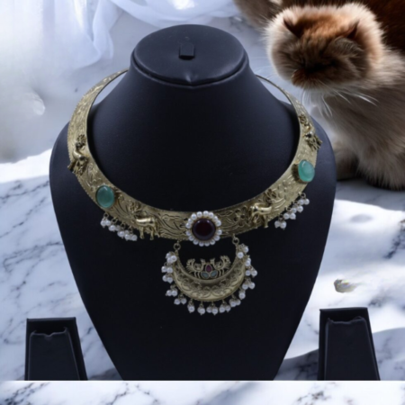 raditional Gold-Plated Hasli Necklace with Temple Motif and Pearls